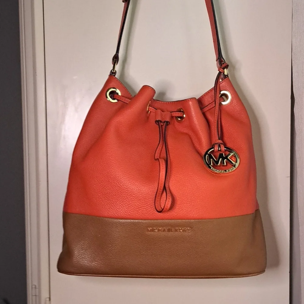 SOLD ๐ NEW Michael Kors Orange & Brown Soft Pebble Leather Shoulder Bag - Picture 1 of 13
